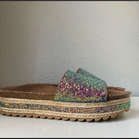Shoes - Iridescent glitter sandals